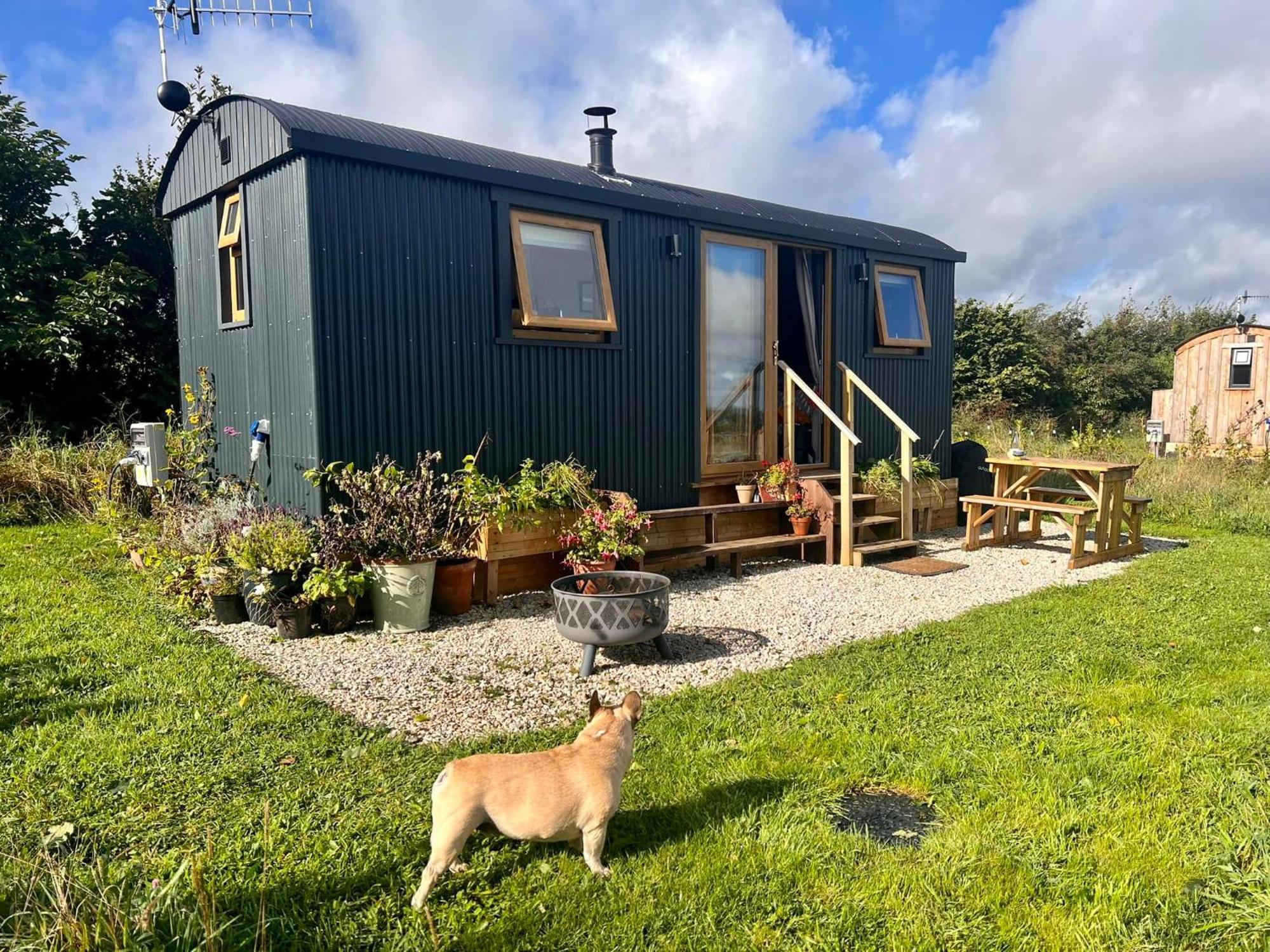 Luxury Shepherd Hut In The Peak District Бейквелл Екстер'єр фото
